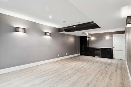 3237 7 Street Sw, Calgary, AB - Indoor