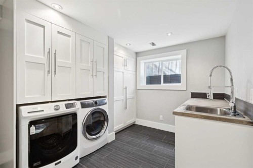 3237 7 Street Sw, Calgary, AB - Indoor Photo Showing Laundry Room