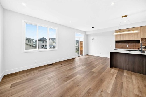 226 Greystone Boulevard, Cochrane, AB - Indoor