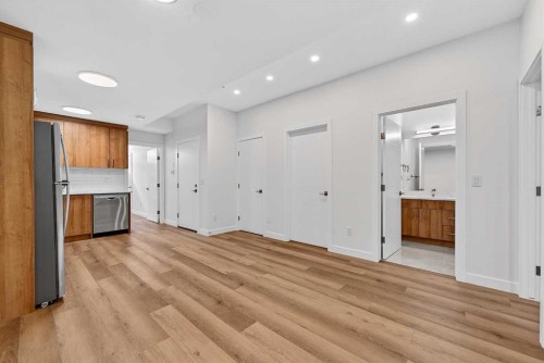 8124 47 Avenue Nw, Calgary, AB 