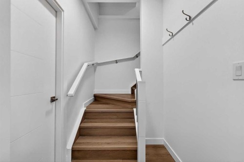 8124 47 Avenue Nw, Calgary, AB 