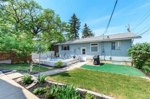 208 Van Horne Crescent Ne, Calgary, AB - Outdoor