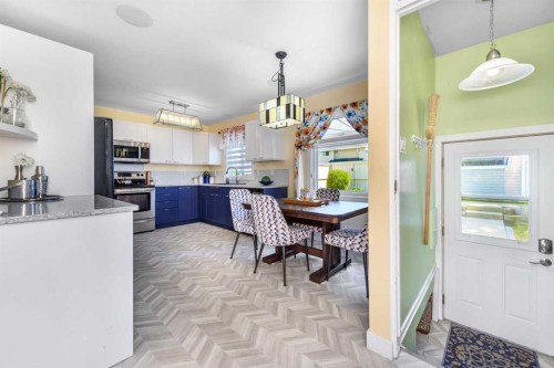 208 Van Horne Crescent Ne, Calgary, AB - Indoor