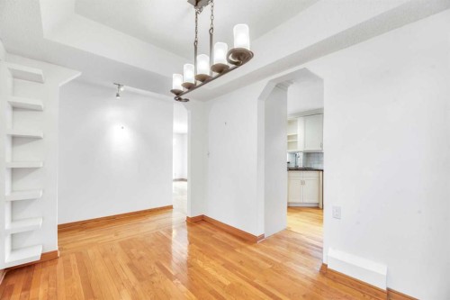 37 Shawbrooke Bay Sw, Calgary, AB - Indoor Photo Showing Other Room