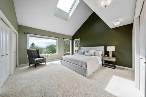 251018 Tower Ridge Estates, Rural Rocky View County, AB - Indoor Photo Showing Bedroom