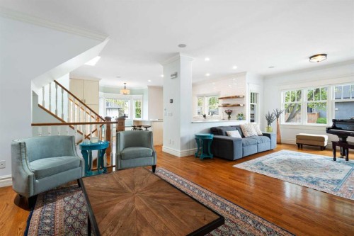 2402 Bowness Road Nw, Calgary, AB - Indoor Photo Showing Living Room