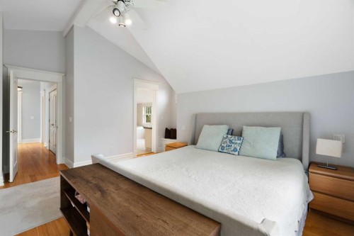 2402 Bowness Road Nw, Calgary, AB - Indoor Photo Showing Bedroom