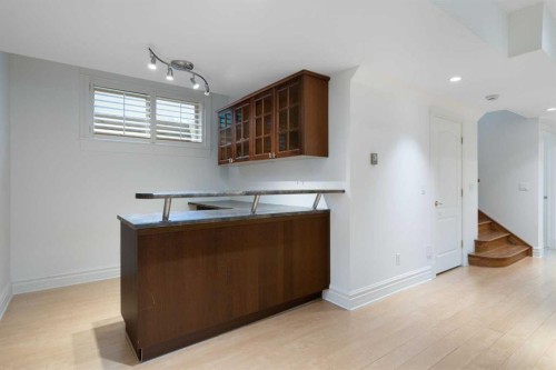 2402 Bowness Road Nw, Calgary, AB - Indoor Photo Showing Other Room