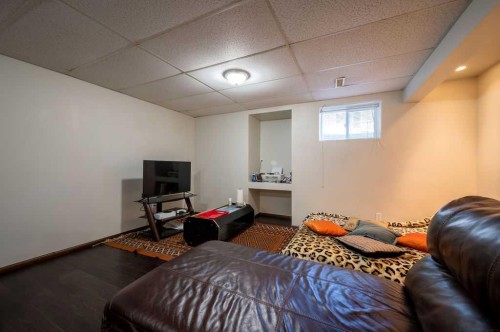 139 Maitland Road Ne, Calgary, AB - Indoor Photo Showing Basement
