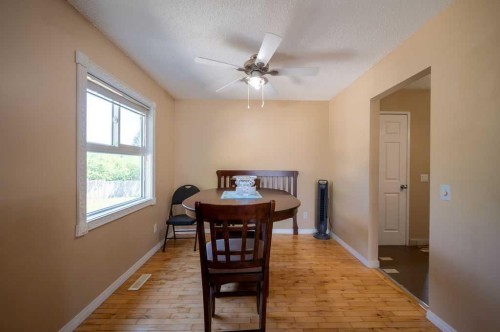 139 Maitland Road Ne, Calgary, AB - Indoor