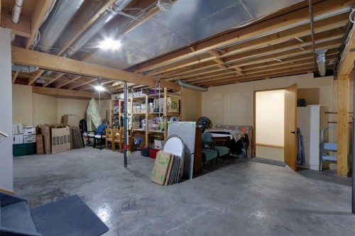 616 Memorial Avenue, Vulcan, AB - Indoor Photo Showing Basement