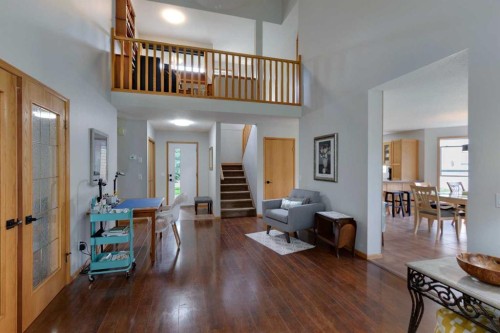 616 Memorial Avenue, Vulcan, AB - Indoor