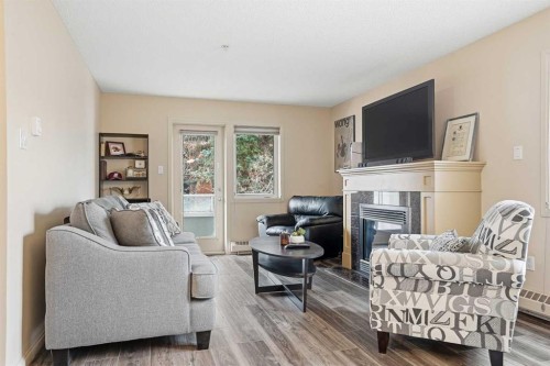 212-790 Kingsmere Crescent SW Calgary, AB T2V 2G9