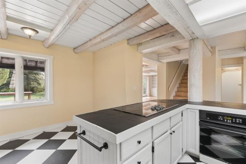 261074 Township Road 262, Rural Rocky View County, AB - Indoor