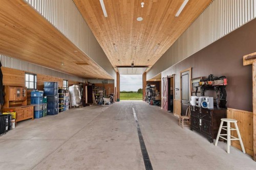 261074 Township Road 262, Rural Rocky View County, AB - Indoor Photo Showing Other Room
