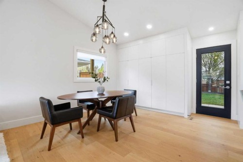 815 120 Avenue Se, Calgary, AB - Indoor Photo Showing Dining Room
