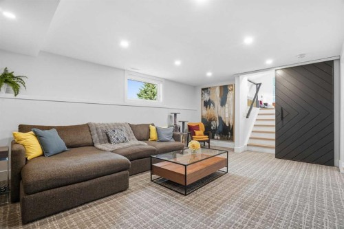 815 120 Avenue Se, Calgary, AB - Indoor