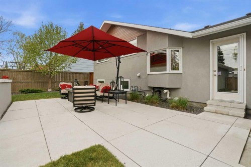815 120 Avenue Se, Calgary, AB - Outdoor