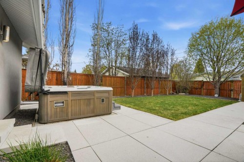 815 120 Avenue Se, Calgary, AB - Outdoor
