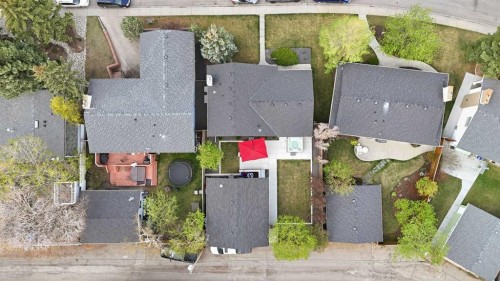 815 120 Avenue Se, Calgary, AB - Outdoor