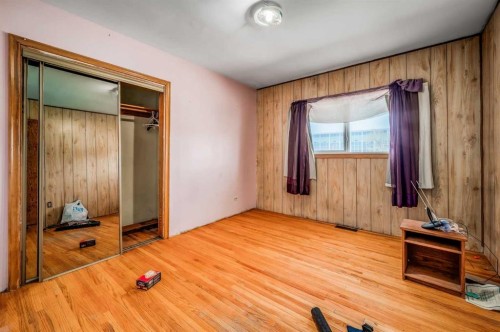 3452 37 Street Sw, Calgary, AB - Indoor Photo Showing Other Room