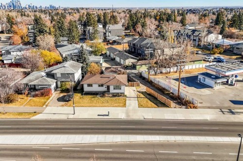 3452 37 Street Sw, Calgary, AB - Outdoor With View