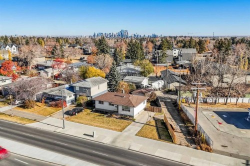 3452 37 Street Sw, Calgary, AB - Outdoor With View