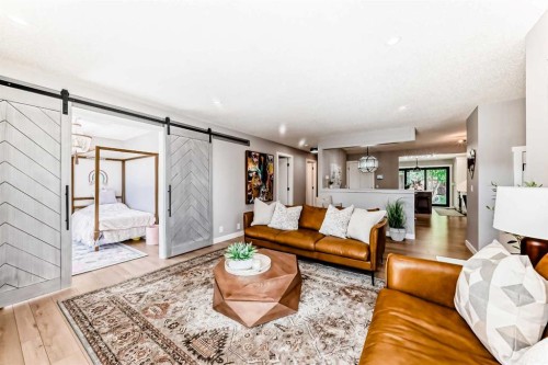 96 Coach Gate Way Sw, Calgary, AB 