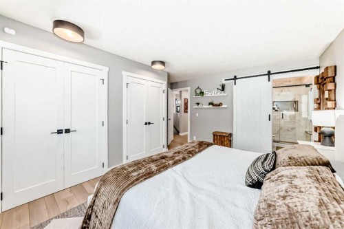 96 Coach Gate Way Sw, Calgary, AB 