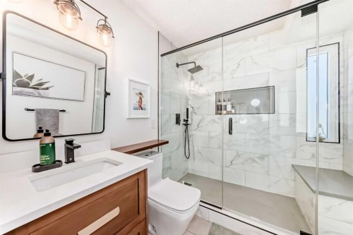 96 Coach Gate Way Sw, Calgary, AB 