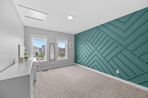 142 Sandstone Drive, Okotoks, AB - Indoor Photo Showing Other Room