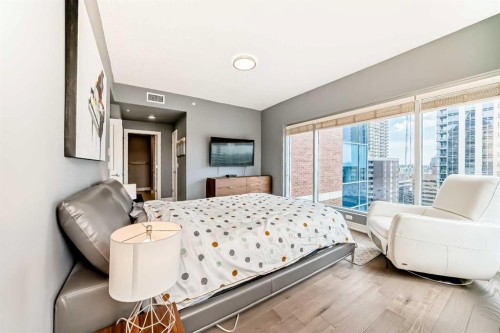 2101-920 5 Avenue Sw, Calgary, AB - Indoor Photo Showing Bedroom