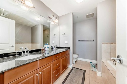 2101-920 5 Avenue Sw, Calgary, AB - Indoor Photo Showing Bathroom
