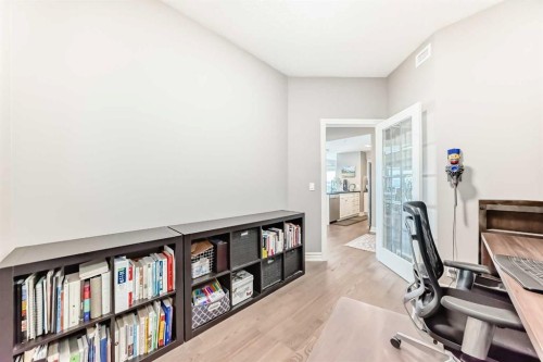 2101-920 5 Avenue Sw, Calgary, AB - Indoor Photo Showing Office