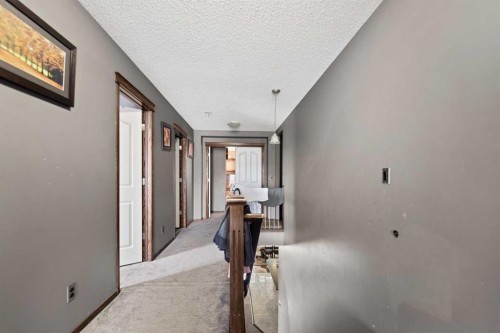 34 Brightoncrest Common Se, Calgary, AB - Indoor Photo Showing Other Room