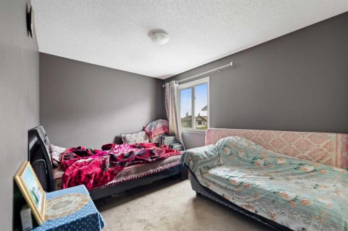 34 Brightoncrest Common Se, Calgary, AB - Indoor Photo Showing Bedroom