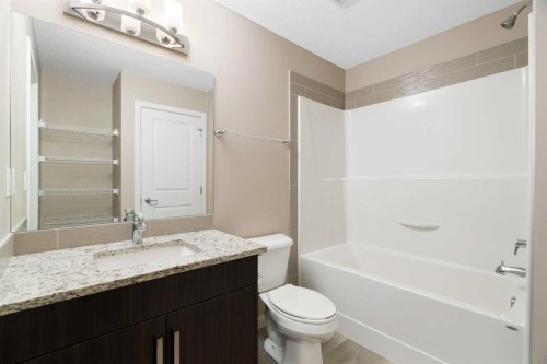 210-200 Cranfield Common Se, Calgary, AB 