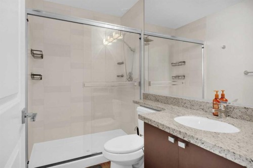 2203-77 Spruce Place Sw, Calgary, AB - Indoor Photo Showing Bathroom