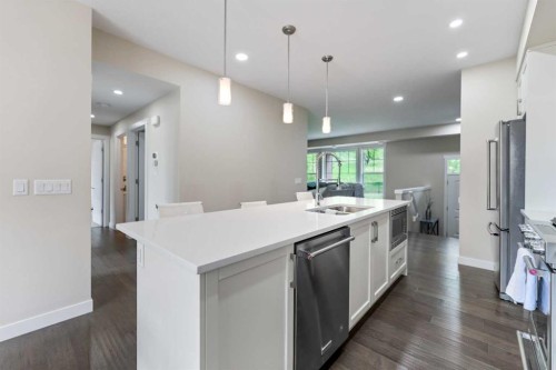 165 Cranbrook Villas Se, Calgary, AB - Indoor Photo Showing Kitchen With Upgraded Kitchen