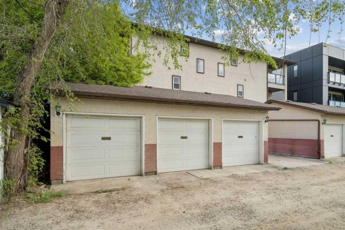745 Mcdougall Road Ne, Calgary, AB - Outdoor With Exterior