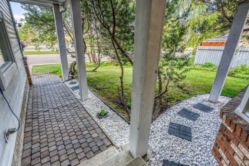 39 Woodmont Way, Calgary, AB 