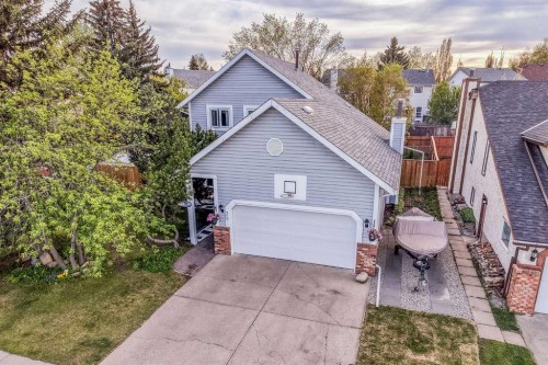 39 Woodmont Way, Calgary, AB 