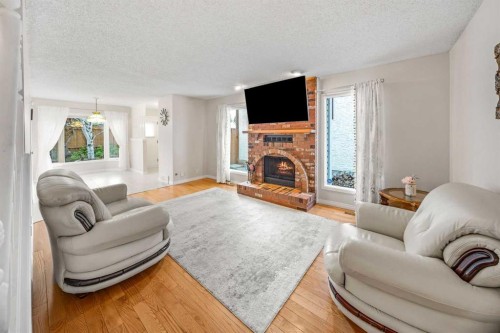 39 Woodmont Way, Calgary, AB 