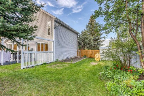 39 Woodmont Way, Calgary, AB 