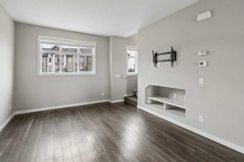 120 Copperstone Villas Se, Calgary, AB - Indoor