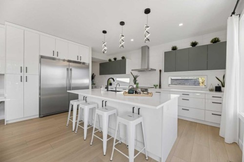 30 Silverstone Place, Didsbury, AB - Indoor Photo Showing Kitchen With Upgraded Kitchen