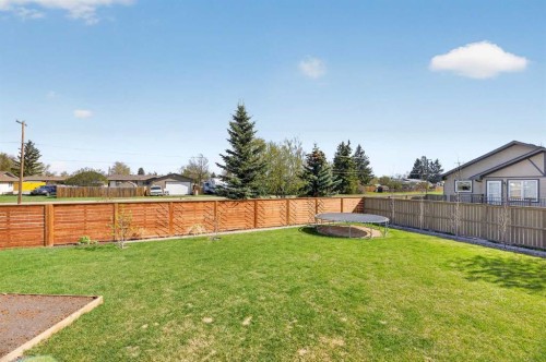 30 Silverstone Place, Didsbury, AB - Outdoor With Backyard