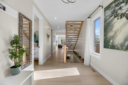 30 Silverstone Place, Didsbury, AB - Indoor Photo Showing Other Room