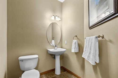 322 Hampstead Way Nw, Calgary, AB - Indoor Photo Showing Bathroom
