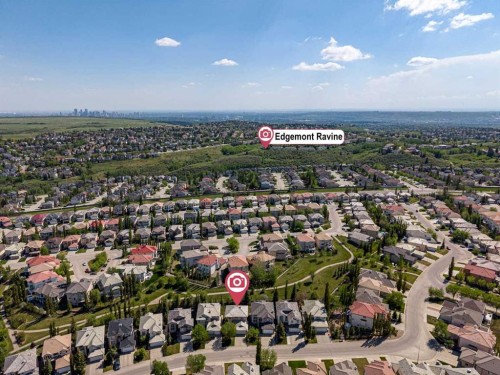 322 Hampstead Way Nw, Calgary, AB - Outdoor With View